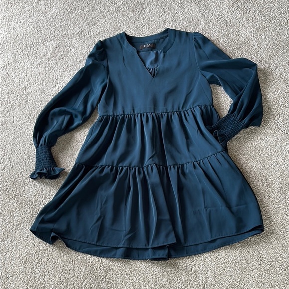 Blue Teal Mini Dress with V-Neck and Bishop Sleeves - Picture 1 of 9
